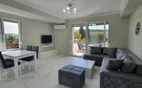 Apartments Matjan With Private Garages
